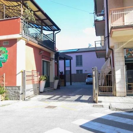 Вилла Affitti Sestri Levante Case Nuove A 450Metri Dal Mare In Centro Citta' Экстерьер фото
